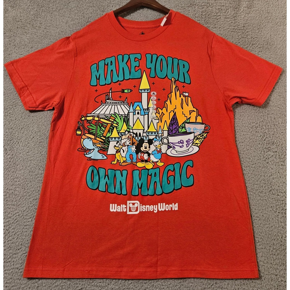 Walt Disney World Parks Make Your Own Magic‎ Mickey Castle T Shirt Sz Large NWT